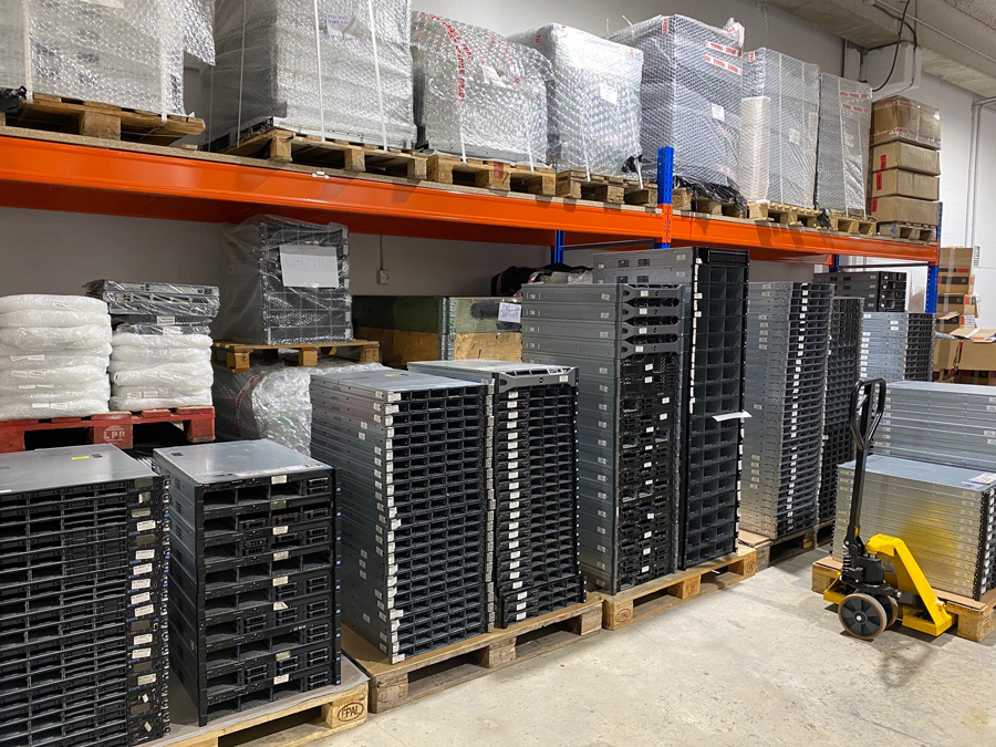 DELL C6220 25SFF 4x NODES 9N44V - 8XE5-2630(24C/48T)+192GB +2PSU