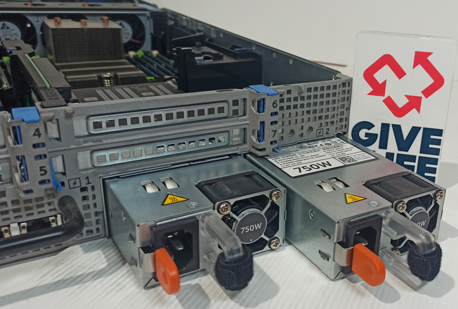 DELL R720V4 16SFF 2X E5-2650(16CO/32TH) 48GB RAM DDR3 H170P 2PSU