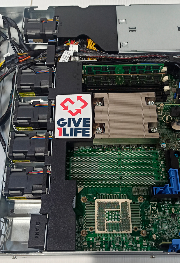 DELL POWEREDGE R320 8SFF 1x E5-2430 v2 +8GB RAM +H710P +IDRAC 7 +2 PSU - CD0M2