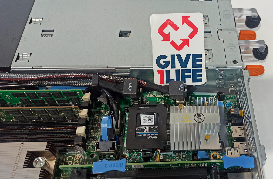 DELL POWEREDGE R320 8SFF 1x E5-2430 v2 +8GB RAM +H710P +IDRAC 7 +2 PSU - CD0M2