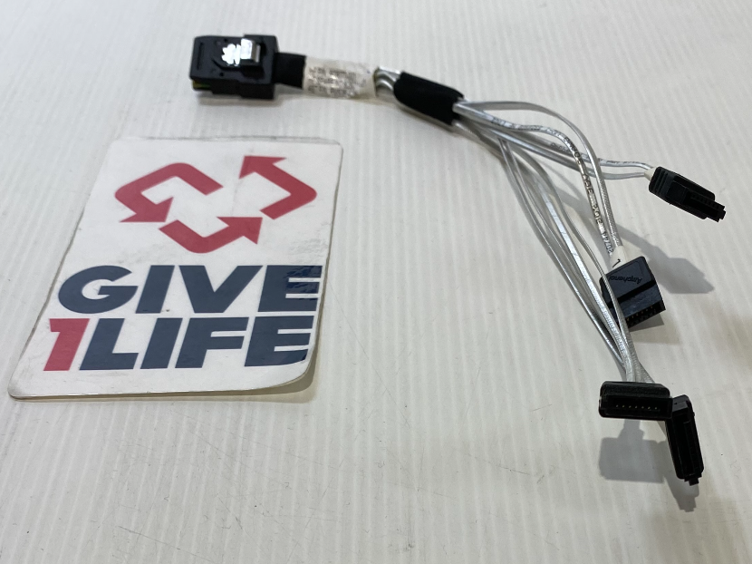 HP CABLE MINI-SAS A SATAx4 PARA HP DL360 G9 PN:823077-001/826011-001