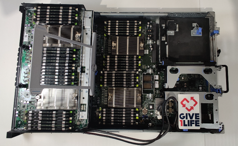 DELL R820 16SFF 4x E5-4620 +128GB + H710 + 4x1GB LAN